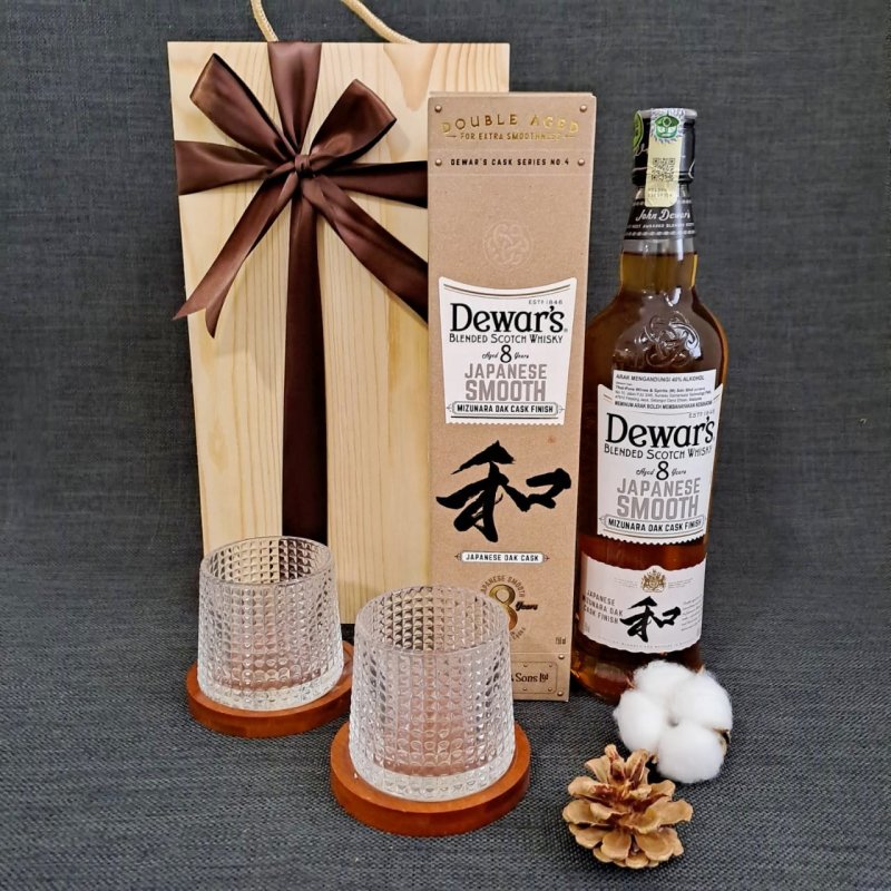 Personalized Alcohol Gift Sets In C Studio . Gift